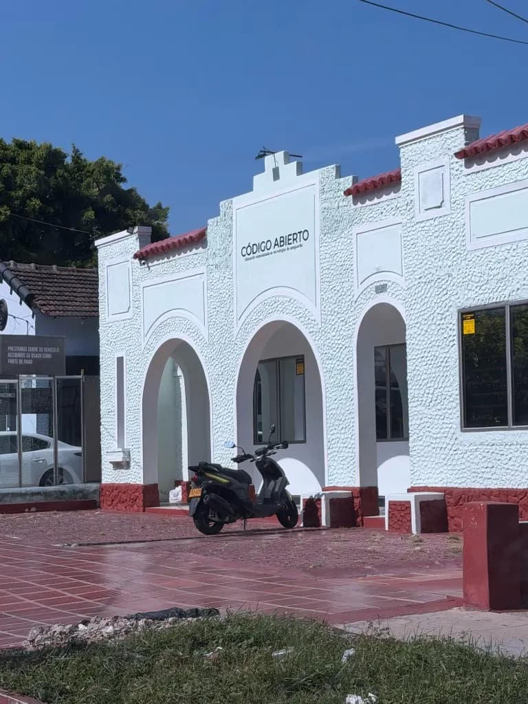 Fachada de la Casa Tech en El Prado, Barranquilla