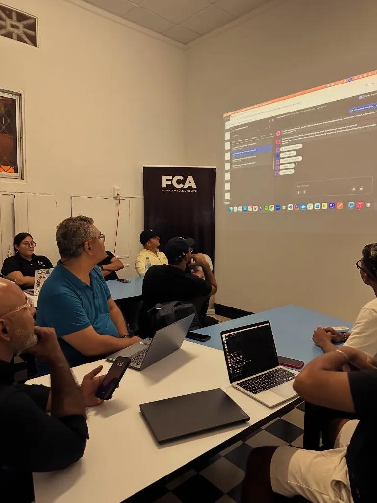 Sesión presencial frente a la proyección